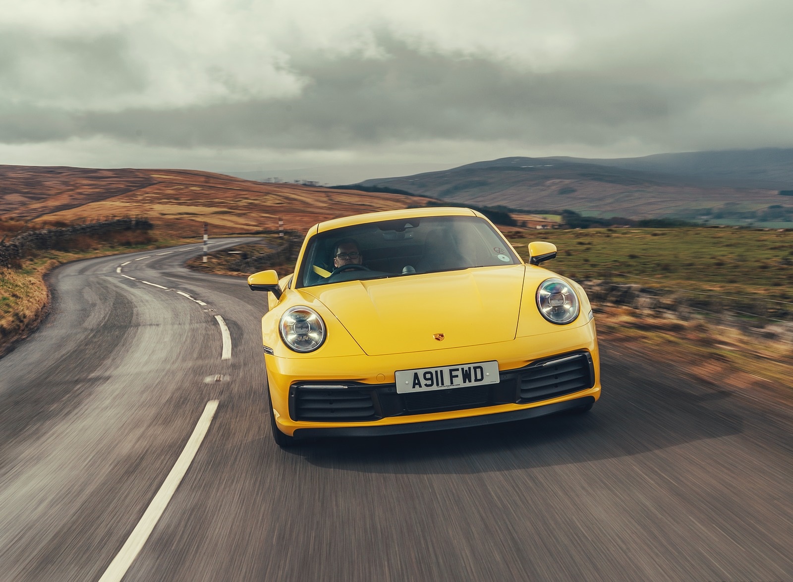 2019 Porsche 911 (992) Carrera 4S (UK-Spec) Front Wallpapers (8)