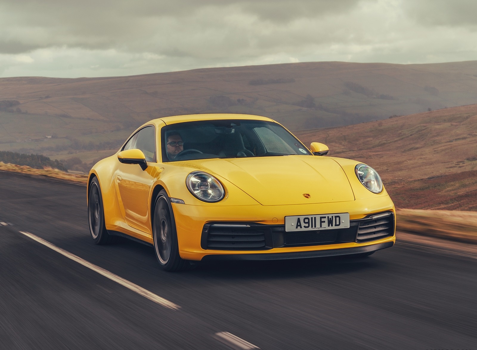 2019 Porsche 911 (992) Carrera 4S (UK-Spec) Front Wallpapers (9)
