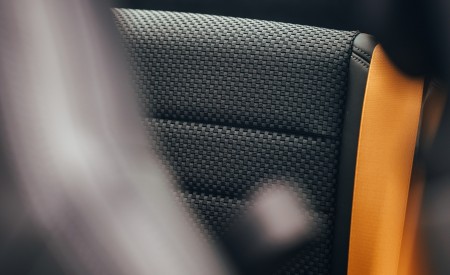 2019 Porsche 911 (992) Carrera 4S (UK-Spec) Interior Detail Wallpapers 450x275 (31)