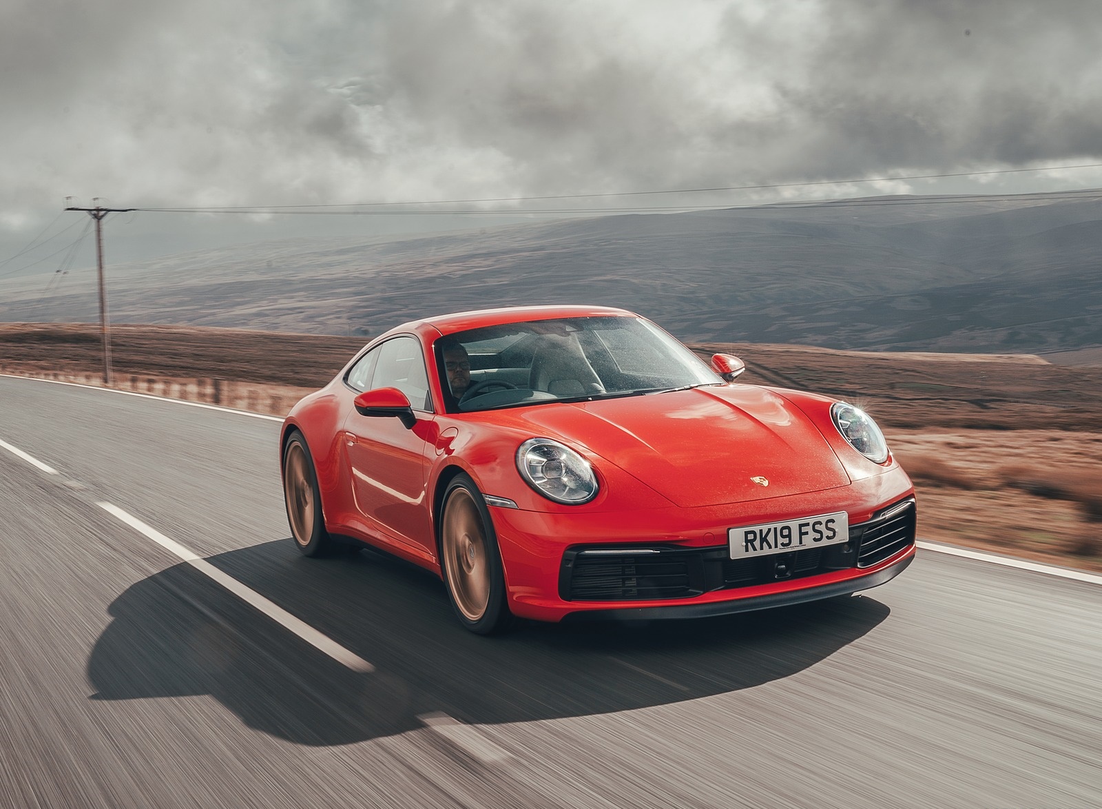 2019 Porsche 911 (992) Carrera S (UK-Spec) Front Three-Quarter Wallpapers (9)