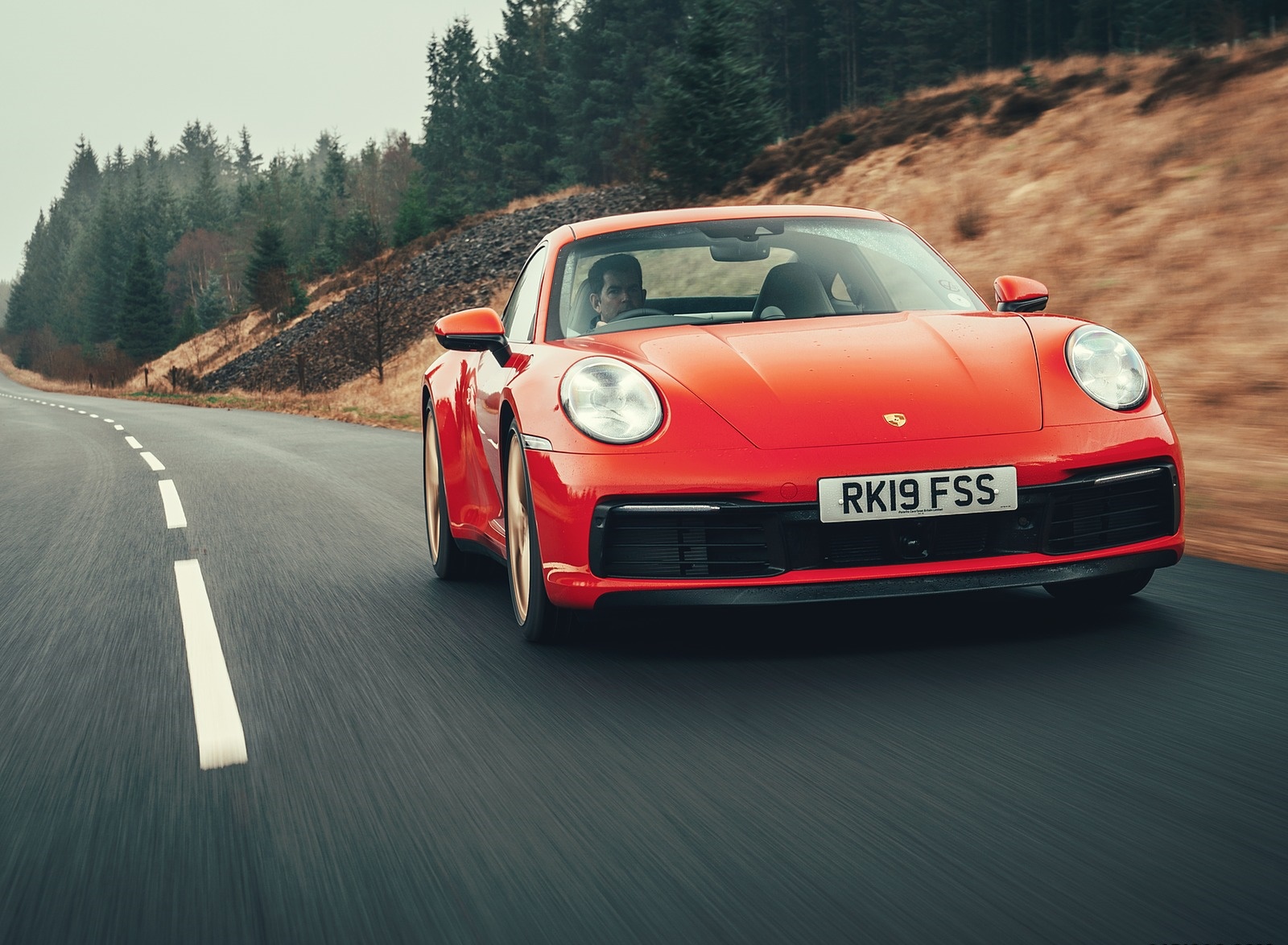 2019 Porsche 911 (992) Carrera S (UK-Spec) Front Wallpapers (2)