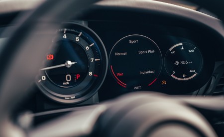 2019 Porsche 911 (992) Carrera S (UK-Spec) Instrument Cluster Wallpapers 450x275 (33)