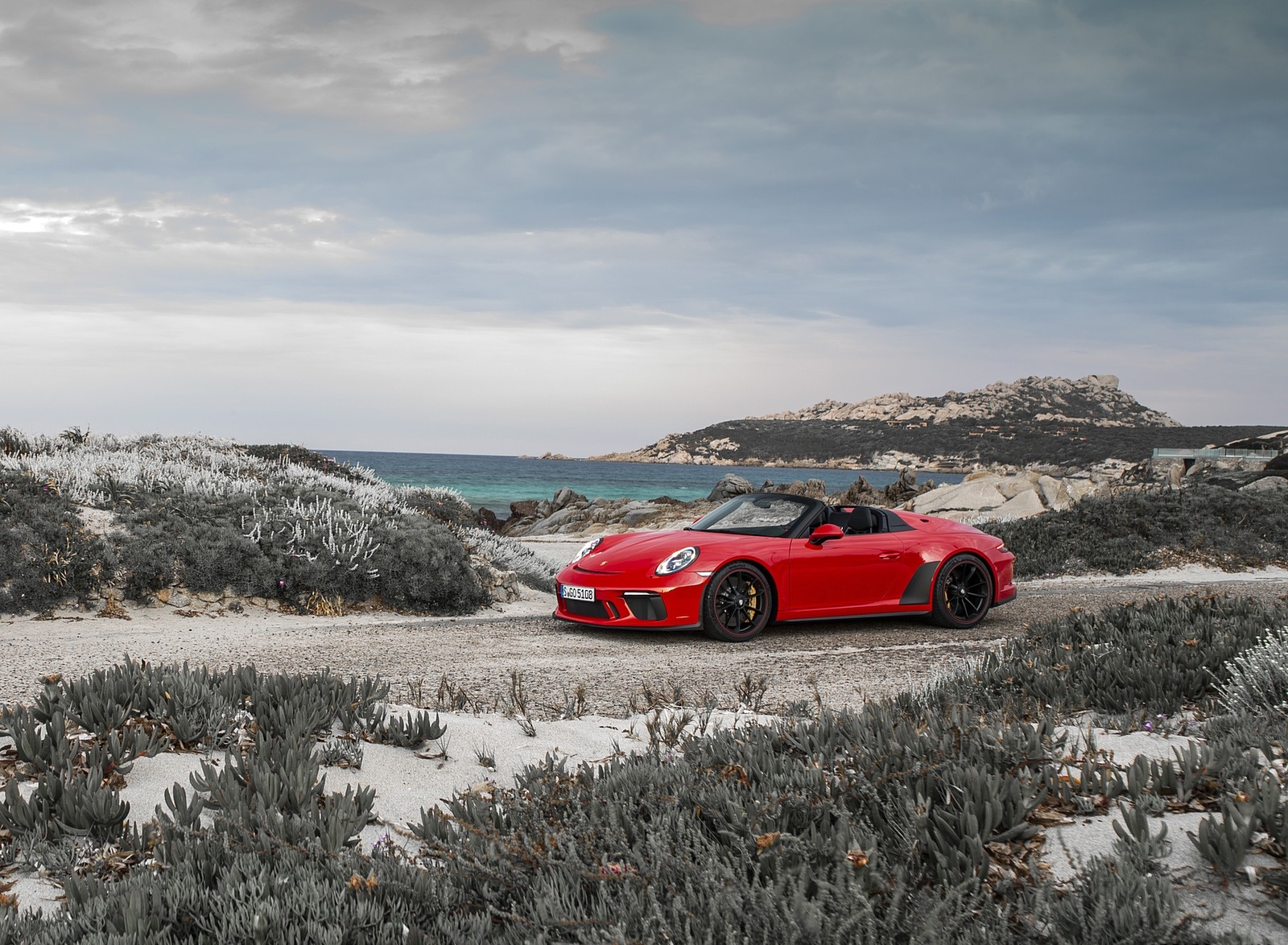 2019 Porsche 911 Speedster (Color: Guards Red) Front Three-Quarter Wallpapers (12)