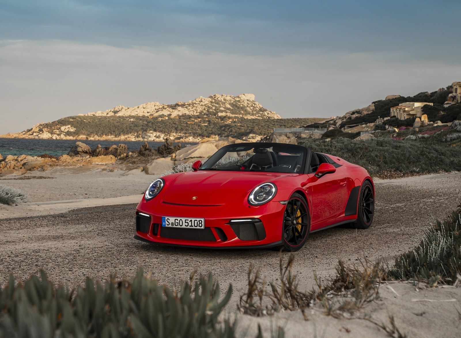 2019 Porsche 911 Speedster (Color: Guards Red) Front Wallpapers (13)