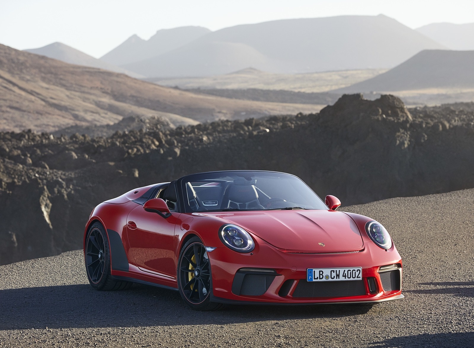 2019 Porsche 911 Speedster (Color: Guards Red) Front Wallpapers (14)