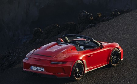 2019 Porsche 911 Speedster (Color: Guards Red) Rear Three-Quarter Wallpapers 450x275 (23)