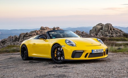 2019 Porsche 911 Speedster Front Three-Quarter Wallpapers 450x275 (56)
