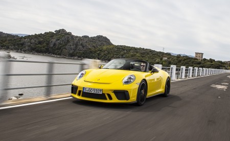 2019 Porsche 911 Speedster Front Three-Quarter Wallpapers 450x275 (43)