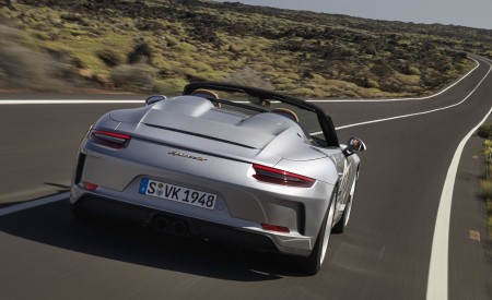 2019 Porsche 911 Speedster with Heritage Design Package Rear Wallpapers 450x275 (8)