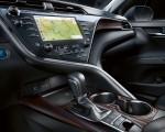 2019 Toyota Camry Hybrid (Euro-Spec) Central Console Wallpapers 150x120