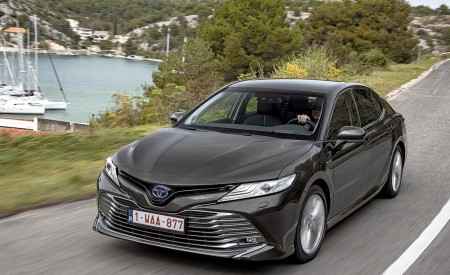 2019 Toyota Camry Hybrid (Euro-Spec) Wallpapers & HD Images