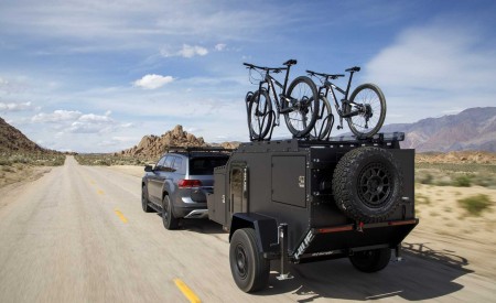 2019 Volkswagen Atlas Basecamp Concept Rear Three-Quarter Wallpapers 450x275 (3)