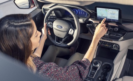 2020 Ford Escape Interior Wallpapers 450x275 (24)