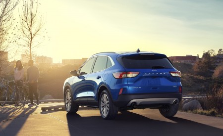 2020 Ford Escape Rear Three-Quarter Wallpapers 450x275 (6)