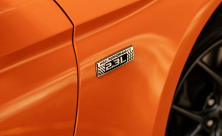 2020 Ford Mustang 2.3L High Performance Package Badge Wallpapers 450x275 (16)