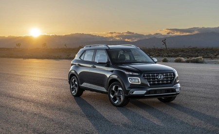 2020 Hyundai Venue Front Three-Quarter Wallpapers 450x275 (2)