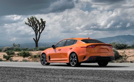 2020 Kia Stinger GTS Rear Three-Quarter Wallpapers 450x275 (5)