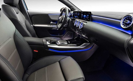 2020 Mercedes-AMG A35 L Sedan 4MATIC Interior Wallpapers 450x275 (13)