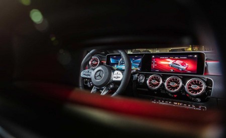 2020 Mercedes-AMG CLA 35 4MATIC (Color: Sun Yellow) Interior Detail Wallpapers 450x275 (32)
