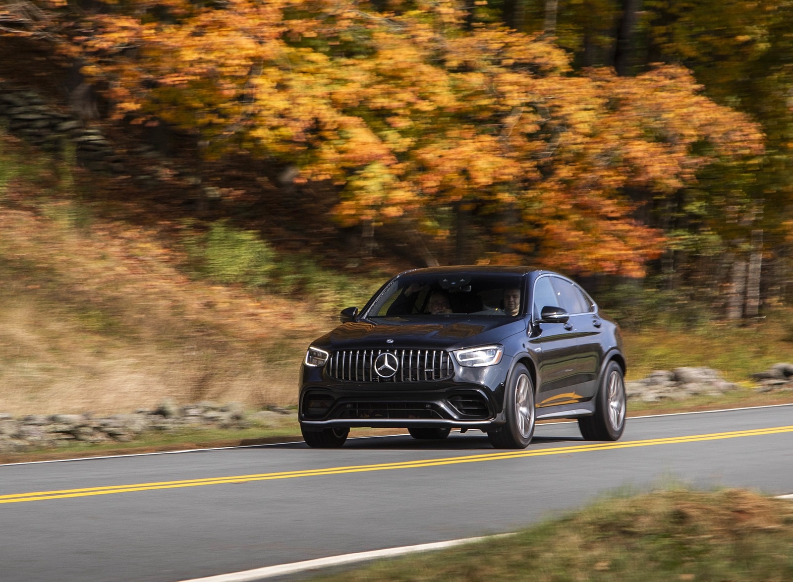 2020 Mercedes-AMG GLC 63 S Coupe (US-Spec) Front Wallpapers #18 of 90