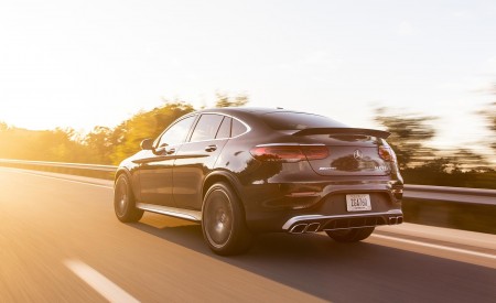 2020 Mercedes-AMG GLC 63 S Coupe (US-Spec) Rear Three-Quarter Wallpapers 450x275 (8)