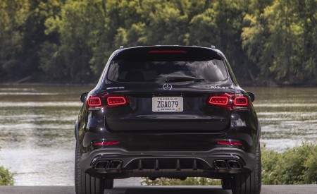 2020 Mercedes-AMG GLC 63 (US-Spec) Rear Wallpapers 450x275 (25)
