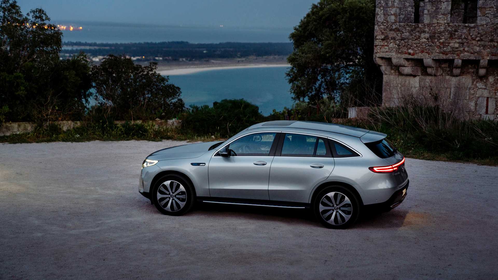 2020 Mercedes-Benz EQC Edition 1886 Side Wallpapers (14)