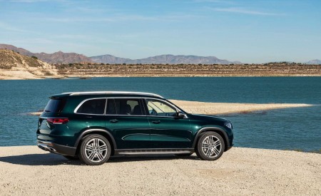 2020 Mercedes-Benz GLS (Color: Dmerald Green) Side Wallpapers 450x275 (65)