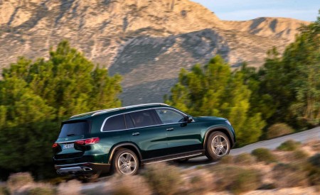 2020 Mercedes-Benz GLS (Color: Dmerald Green) Side Wallpapers 450x275 (67)