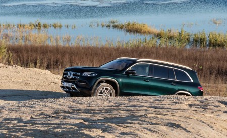 2020 Mercedes-Benz GLS (Color: Dmerald Green) Side Wallpapers 450x275 (68)