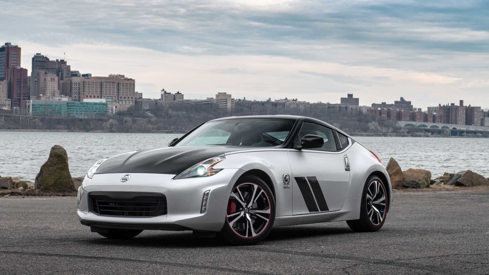 2020 Nissan 370Z 50th Anniversary Edition Front Three-Quarter Wallpapers (3)