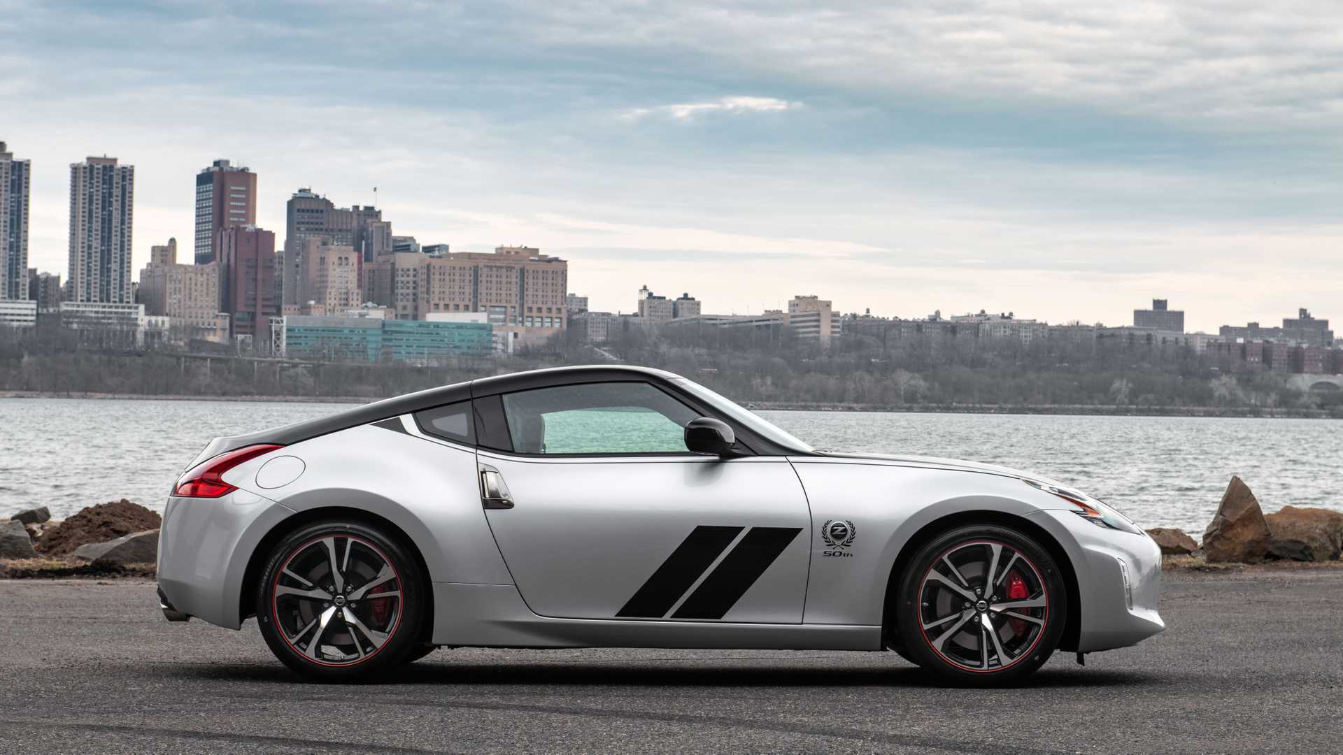 2020 Nissan 370Z 50th Anniversary Edition Side Wallpapers (4)