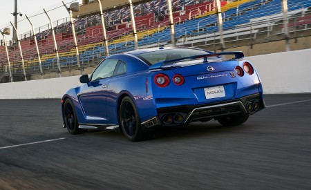 2020 Nissan GT-R 50th Anniversary Edition Rear Three-Quarter Wallpapers 450x275 (5)
