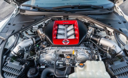 2020 Nissan GT-R NISMO Engine Wallpapers 450x275 (25)