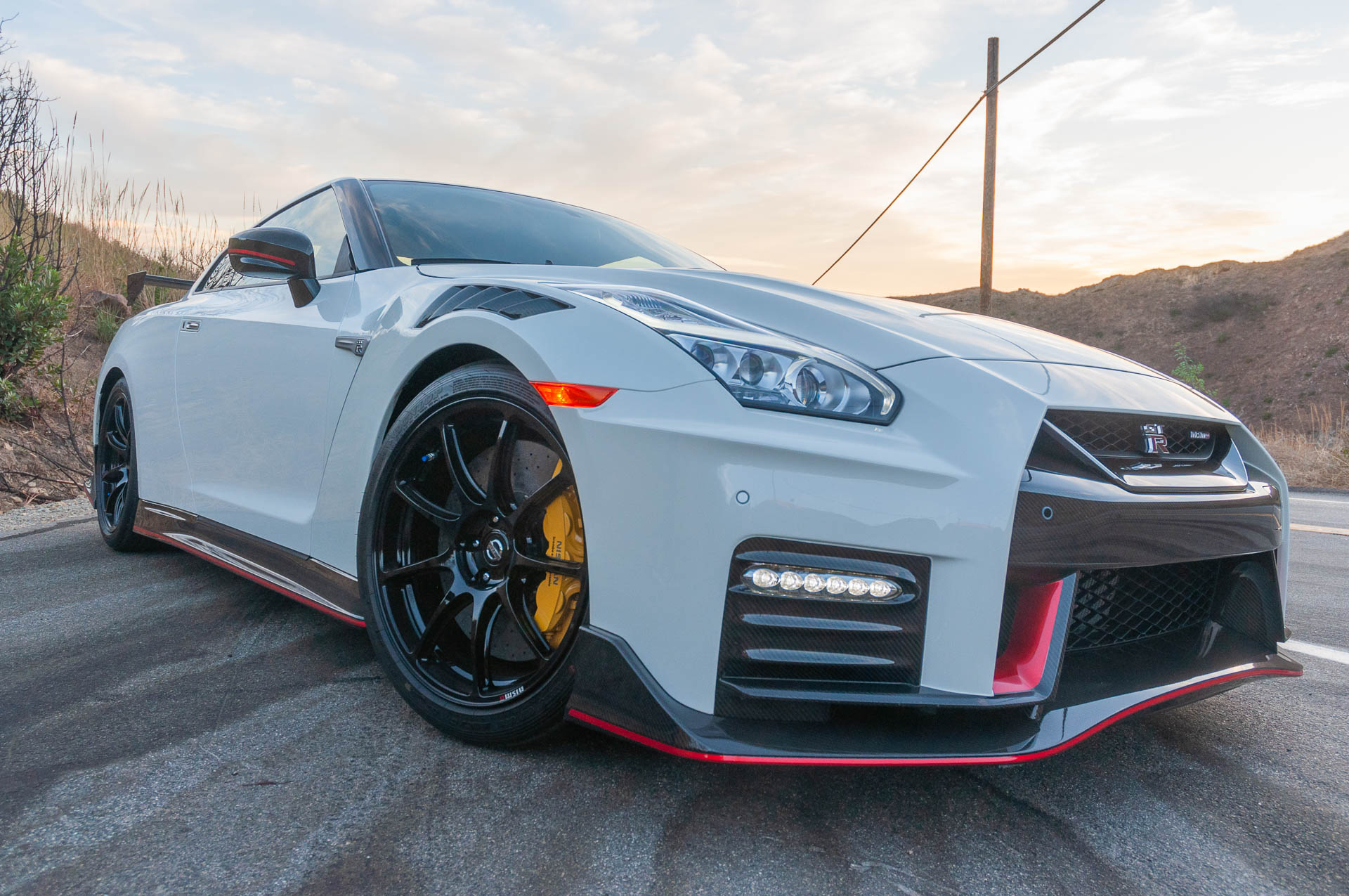 2020 Nissan GT-R NISMO Front Three-Quarter Wallpapers (3)