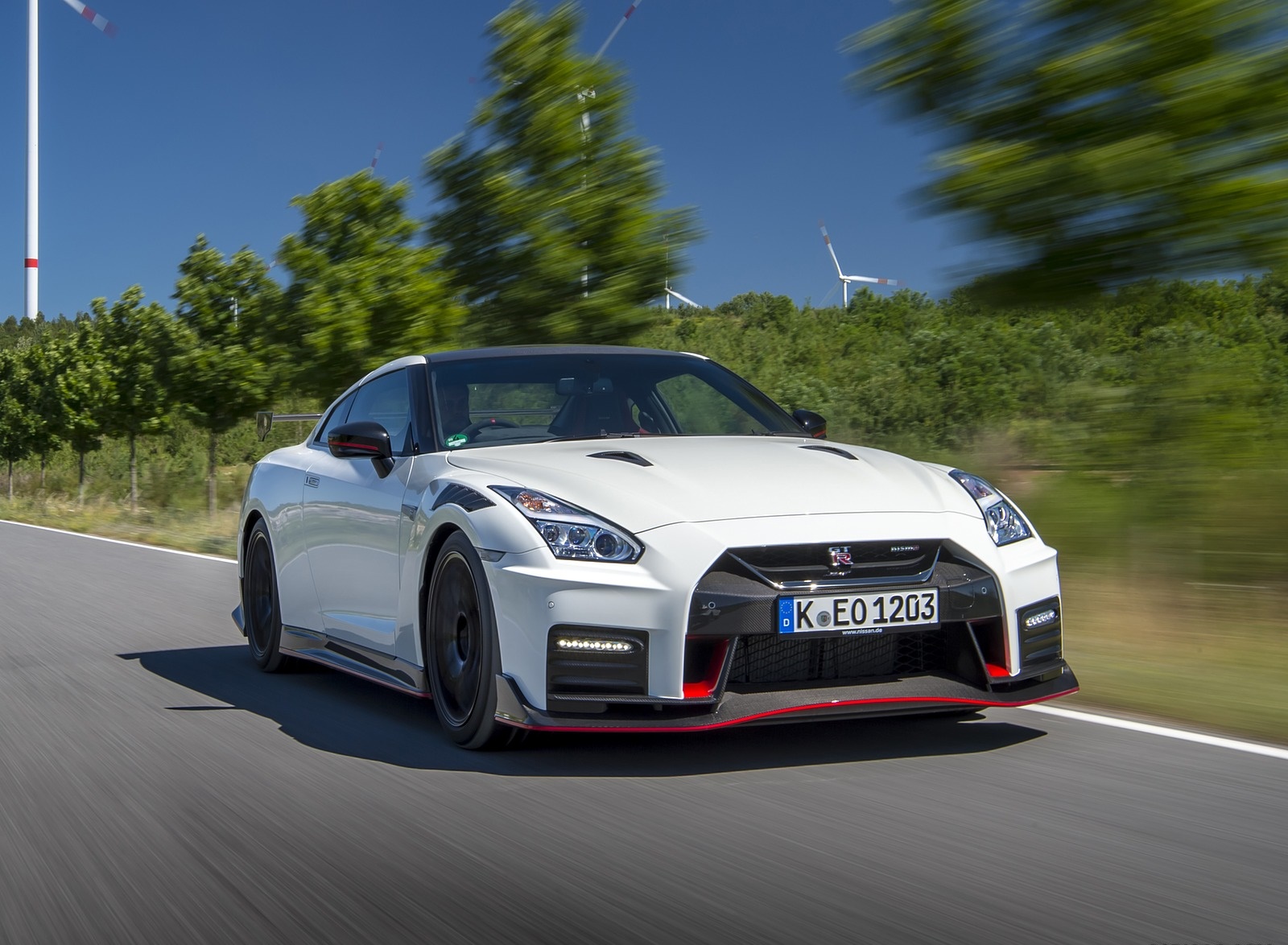 2020 Nissan GT-R NISMO Front Three-Quarter Wallpapers (4)