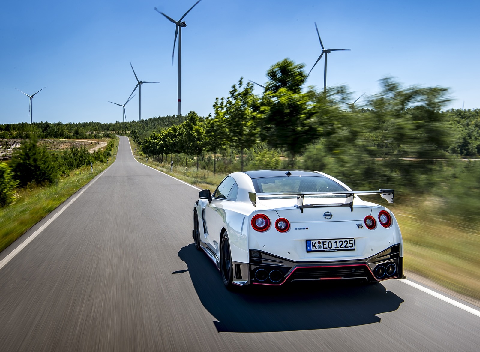2020 Nissan GT-R NISMO Rear Wallpapers (9)