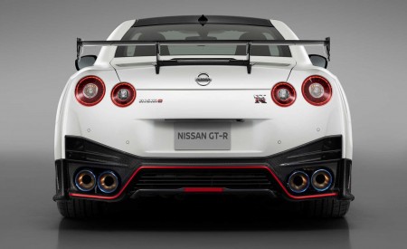 2020 Nissan GT-R NISMO Rear Wallpapers 450x275 (114)