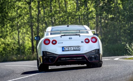 2020 Nissan GT-R NISMO Rear Wallpapers 450x275 (38)