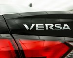 2020 Nissan Versa Badge Wallpapers 150x120 (33)