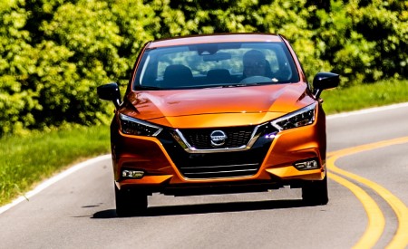 2020 Nissan Versa Front Wallpapers 450x275 (2)