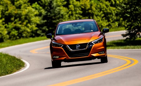 2020 Nissan Versa Front Wallpapers 450x275 (6)