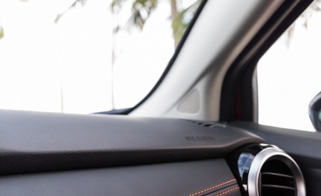 2020 Nissan Versa Interior Detail Wallpapers 450x275 (60)