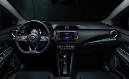 2020 Nissan Versa Interior Wallpapers 450x275 (63)