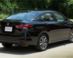 2020 Nissan Versa Rear Three-Quarter Wallpapers 150x120 (29)