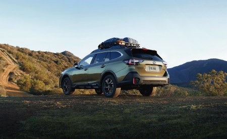 2020 Subaru Outback Rear Three-Quarter Wallpapers 450x275 (12)
