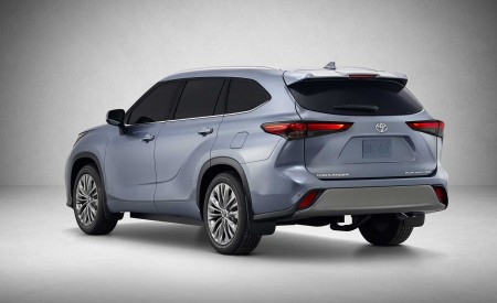 2020 Toyota Highlander Rear Three-Quarter Wallpapers 450x275 (4)