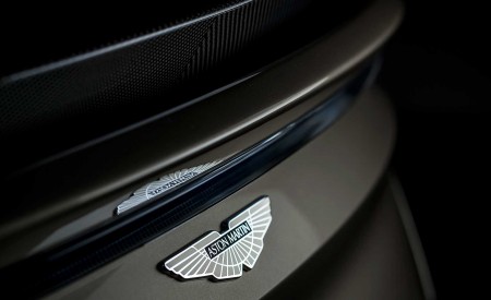 2019 Aston Martin DBS Superleggera On Her Majesty's Secret Service Interior Detail Wallpapers 450x275 (17)