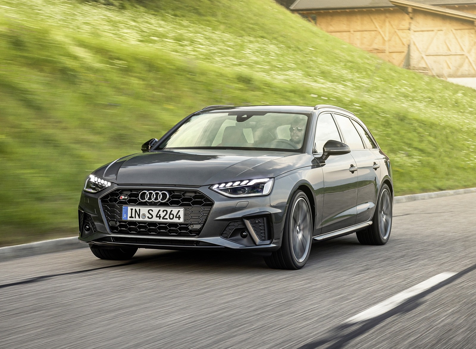 2019 Audi S4 Avant TDI (Color: Daytona Gray) Front Three-Quarter Wallpapers (2)