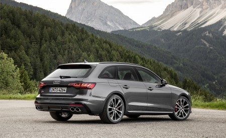 2019 Audi S4 Avant TDI (Color: Daytona Gray) Rear Three-Quarter Wallpapers 450x275 (12)